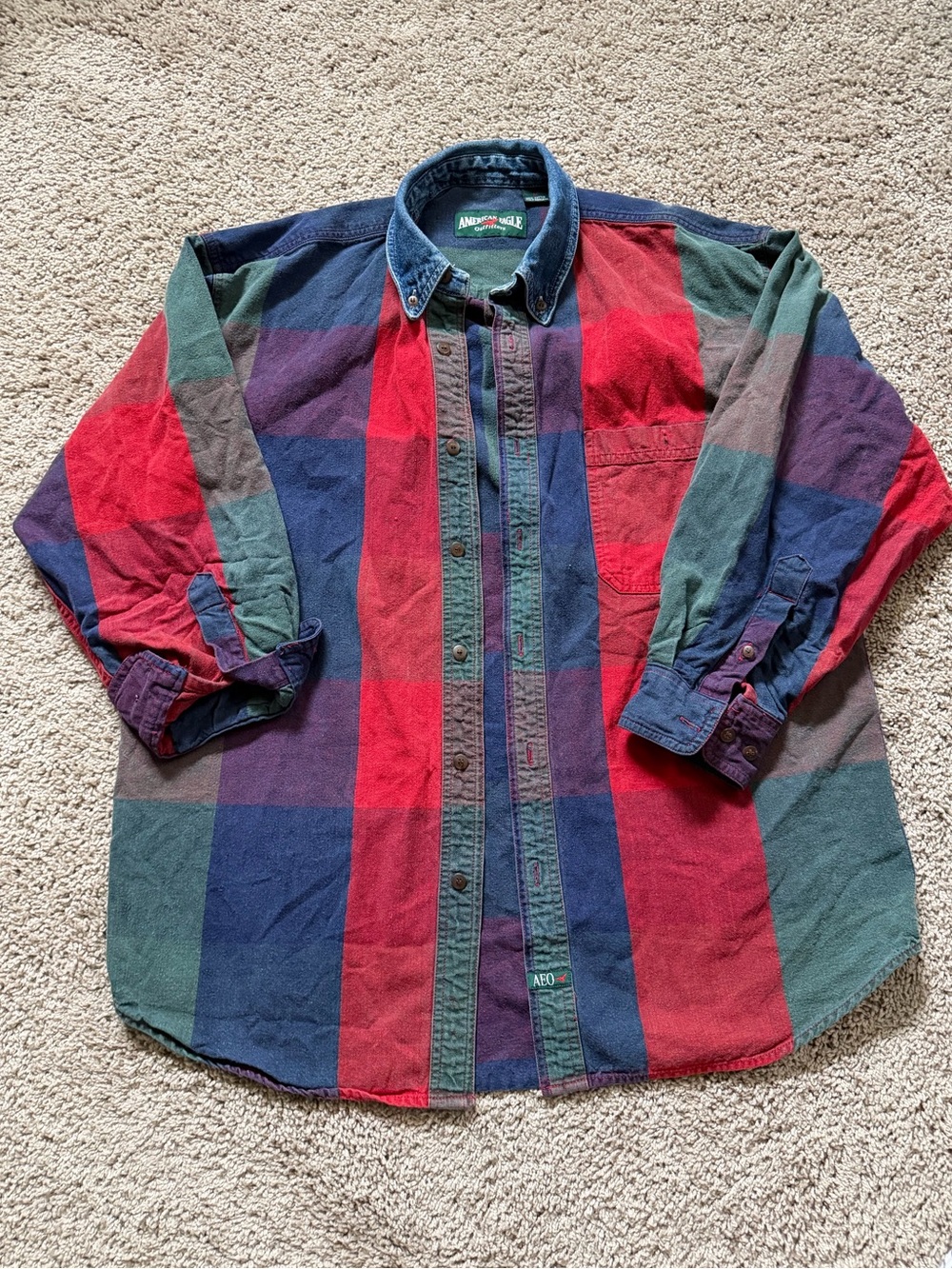 Vintage 90s American Eagle Outfitters long-sleeve button-down